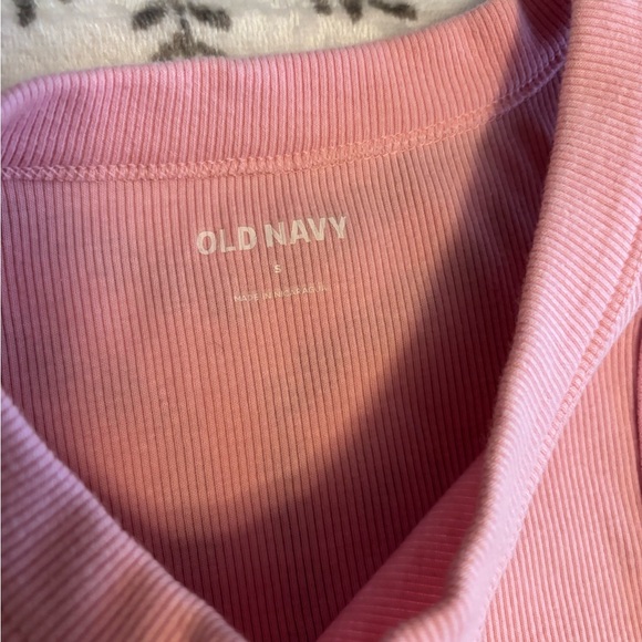 Pink Sleeveless Women's Top - Picture 4 of 4